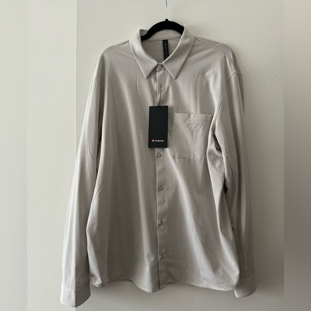 Lululemon Men's Buttondown Shirt
